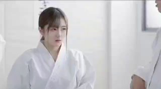 看网站不受限制的浏览器和同居白虎女友的日常